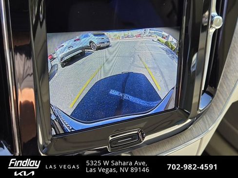 Used 2023 Volvo XC60 B5 Ultimate w/ Protection Package Premier FWD image 28