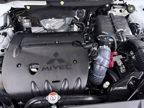 Used 2024 Mitsubishi Outlander Sport AWD image 11