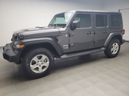 Used 2021 Jeep Wrangler Unlimited Sport AWD/4WD image 2