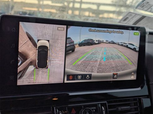 New 2026 Nissan Pathfinder SL image 12