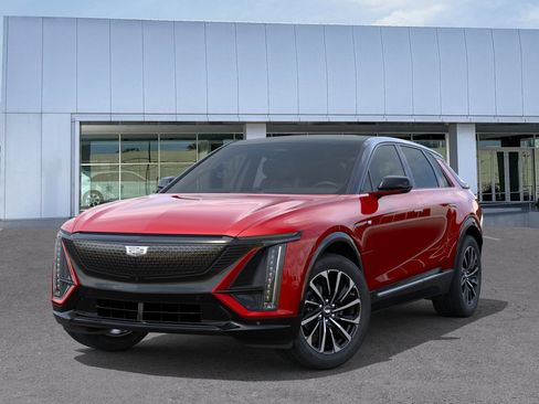 New 2026 Cadillac Lyriq Sport AWD/4WD image 7