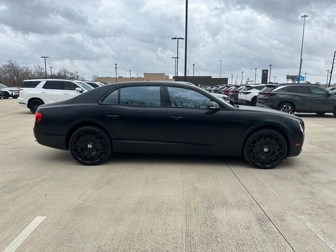 Used 2014 Bentley Flying Spur W12 image 4