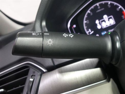 Used 2021 Honda Accord LX image 32