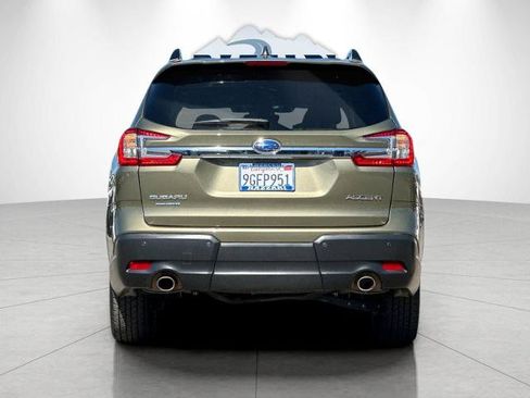 Used 2023 Subaru Ascent Premium w/ Convenience Package AWD/4WD image 4