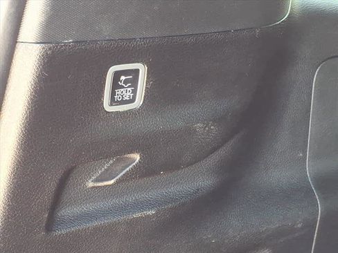 Used 2024 Jeep Wagoneer L Series III w/ Flexible Seating Group image 5