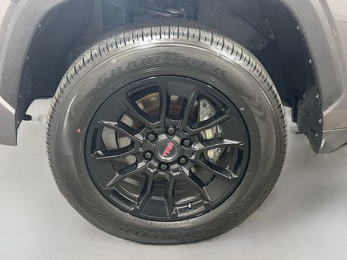 Used 2023 Toyota Tundra SR5 AWD/4WD image 27