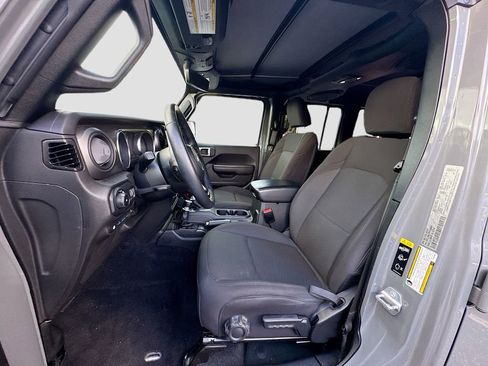 Used 2023 Jeep Wrangler Unlimited w/ Cold Weather Group AWD/4WD image 23