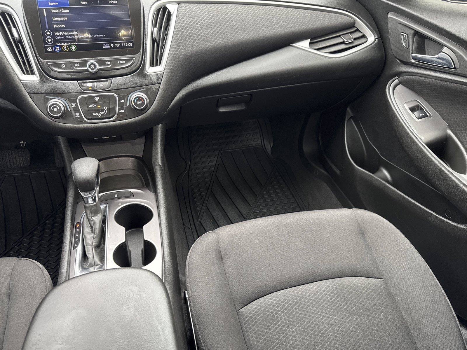 Used 2022 Chevrolet Malibu LS FWD image 13