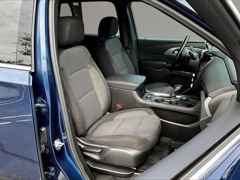 Used 2023 Chevrolet Traverse LT AWD/4WD image 27