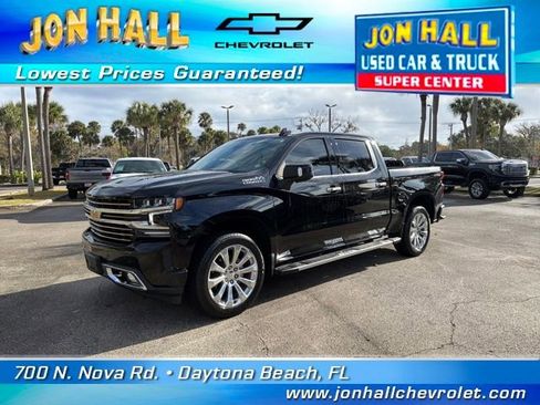 Used 2021 Chevrolet Silverado 1500 High Country w/ Technology Package image 2