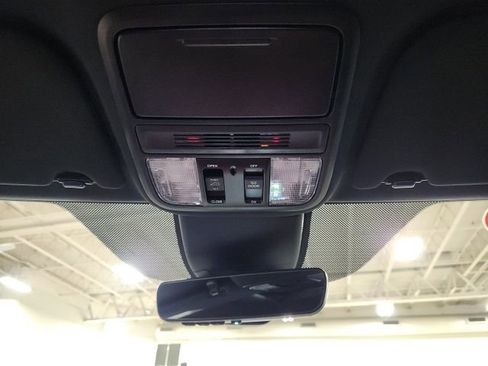 Certified 2024 Honda Odyssey Sport image 17