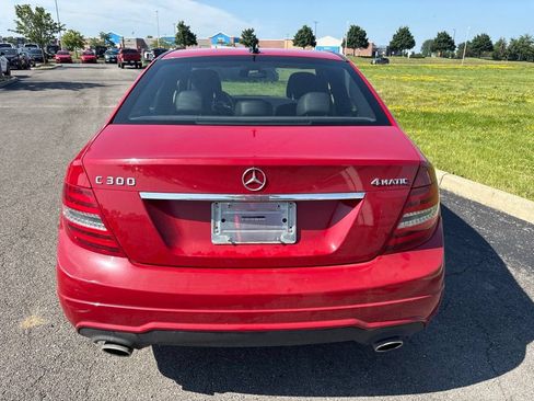Used 2012 Mercedes-Benz C 300 4MATIC Sedan image 9