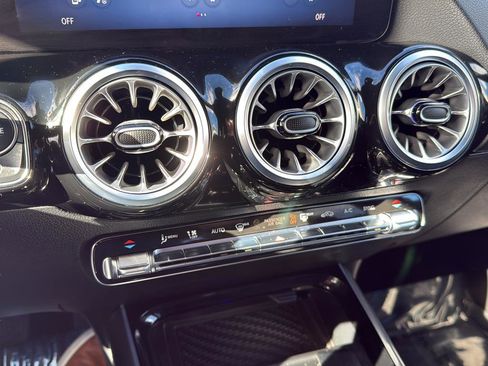 Certified 2026 Mercedes-Benz GLA 250 4MATIC image 17