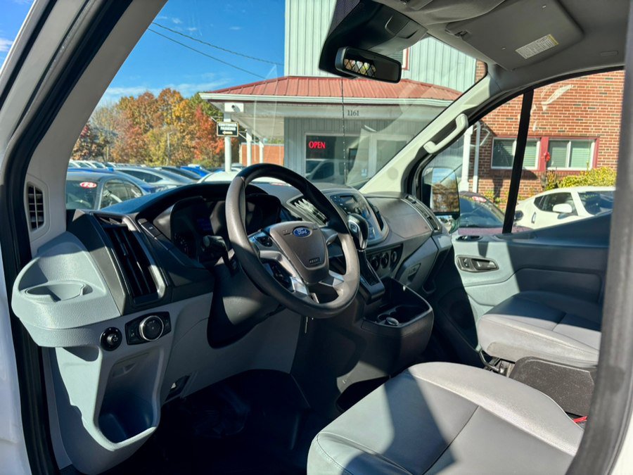 Used 2018 Ford Transit 250 130 Low Roof RWD image 12