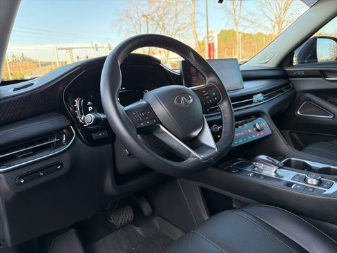 Used 2024 INFINITI QX60 Sensory w/ Vision Package image 11