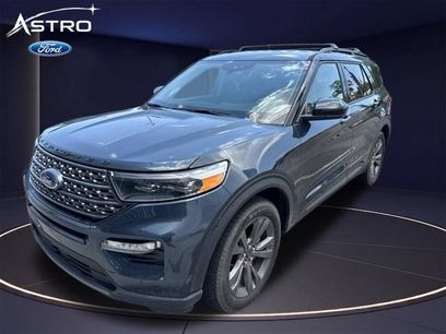 Certified 2024 Ford Explorer XLT w/ Equipment Group 202A