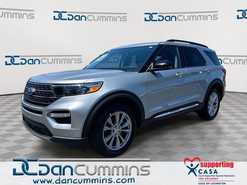 Used 2024 Ford Explorer XLT w/ Equipment Group 202A AWD/4WD image 1