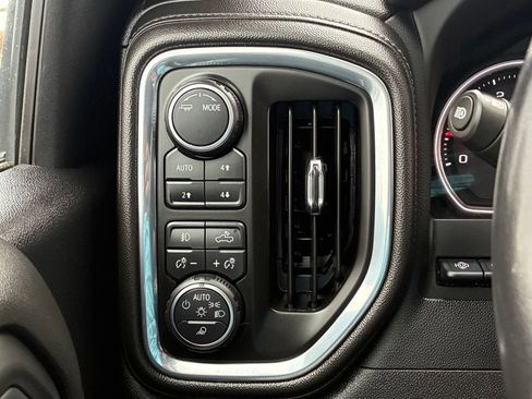 Used 2022 Chevrolet Silverado 3500 LTZ w/ LTZ Premium Package AWD/4WD image 27