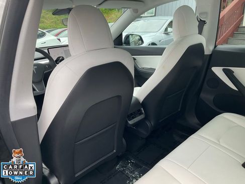 Used 2021 Tesla Model Y Long Range image 33