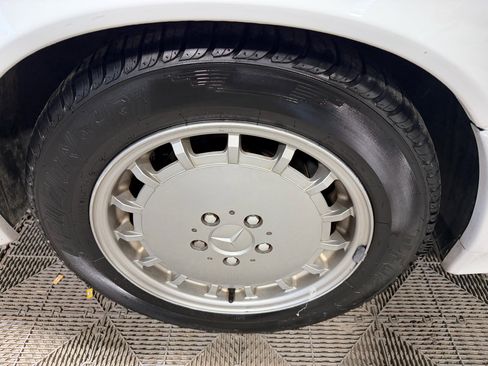 Used 1991 Mercedes-Benz 500 SL image 15