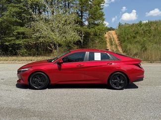 Used 2023 Hyundai Elantra SEL video 2