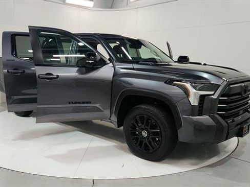 Used 2024 Toyota Tundra Limited image 29