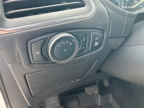 Used 2024 Ford Edge Titanium AWD/4WD image 18