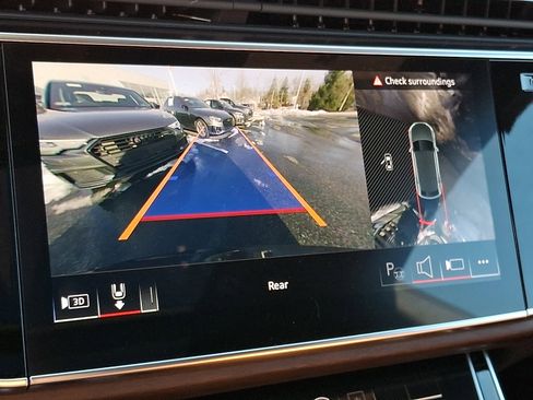 Used 2025 Audi Q8 Prestige w/ Prestige Package image 20