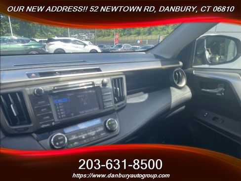 Used 2015 Toyota RAV4 XLE AWD/4WD image 15