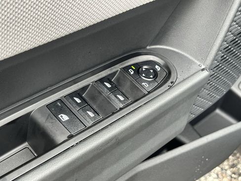 New 2026 MINI Cooper 4-Door Hardtop image 12