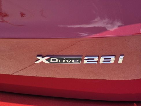 New 2026 BMW X1 xDrive28i w/ Technology Package AWD/4WD image 8