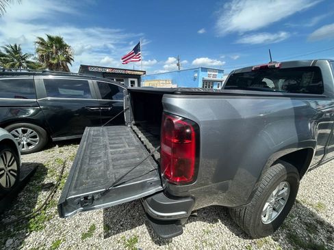 Used 2020 Chevrolet Colorado W/T w/ WT Convenience Package RWD image 18