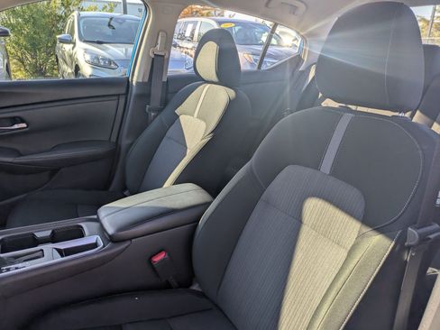 Certified 2025 Nissan Sentra SV FWD image 16