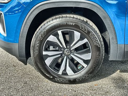 Used 2025 Volkswagen Atlas SE image 8