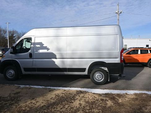 New 2026 RAM ProMaster 2500 w/ Convenience Group FWD image 7