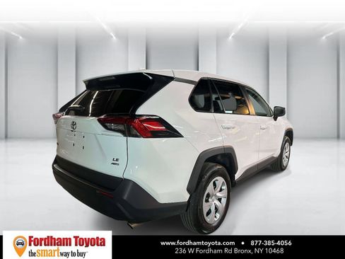 Used 2024 Toyota RAV4 LE image 4