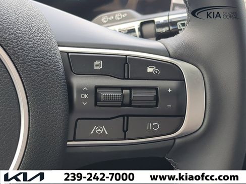 New 2025 Kia Sportage EX image 27