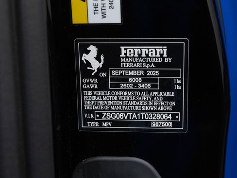 Certified 2026 Ferrari Purosangue AWD/4WD image 27