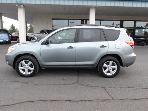 Used 2008 Toyota RAV4 4WD image 2