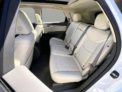 Used 2024 Cadillac XT5 Premium Luxury image 22