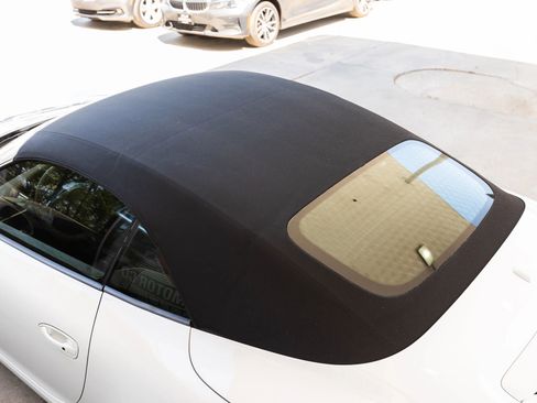 Used 2013 Porsche 911 Carrera RWD image 16