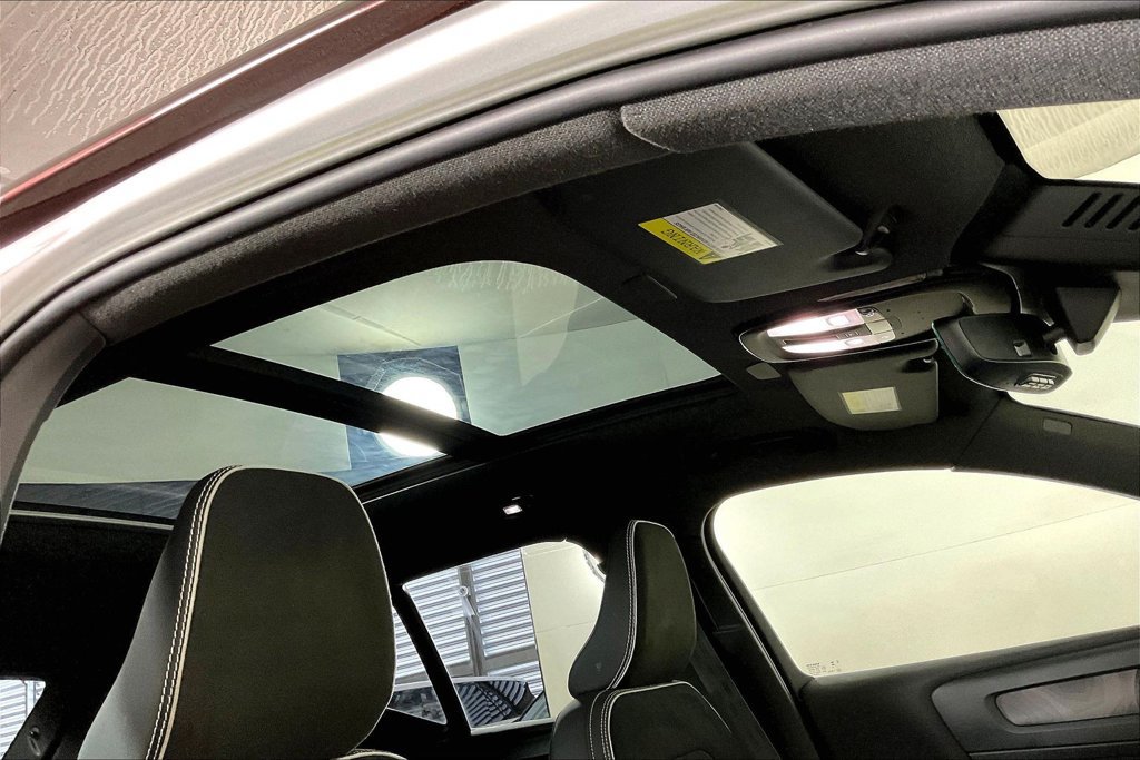 Used 2023 Volvo XC40 Recharge Ultimate w/ Protection Package Premier AWD/4WD image 29