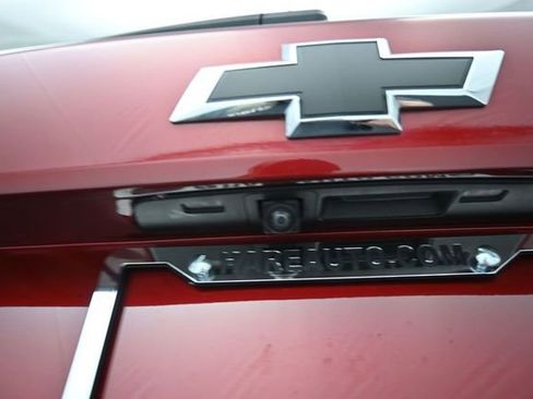 Used 2024 Chevrolet Trax RS FWD image 26