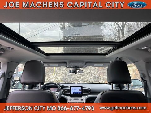 Certified 2022 Ford Explorer XLT w/ Equipment Group 202A image 11