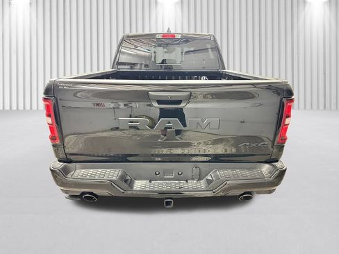 New 2026 RAM 1500 Express AWD/4WD image 12