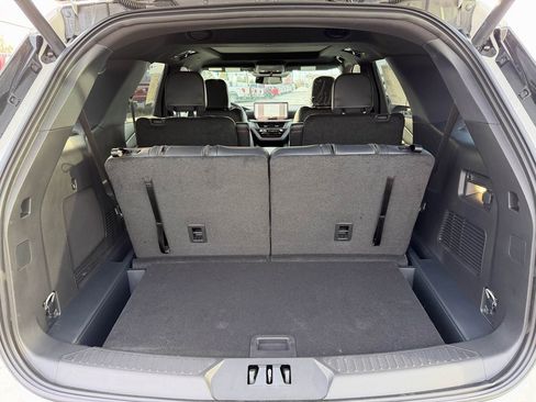 Used 2021 Ford F350 Lariat w/ Chrome Package image 15