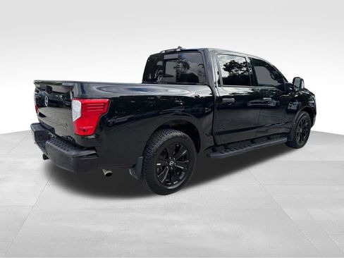 Used 2023 Nissan Titan SV w/ SV Convenience Package RWD image 8