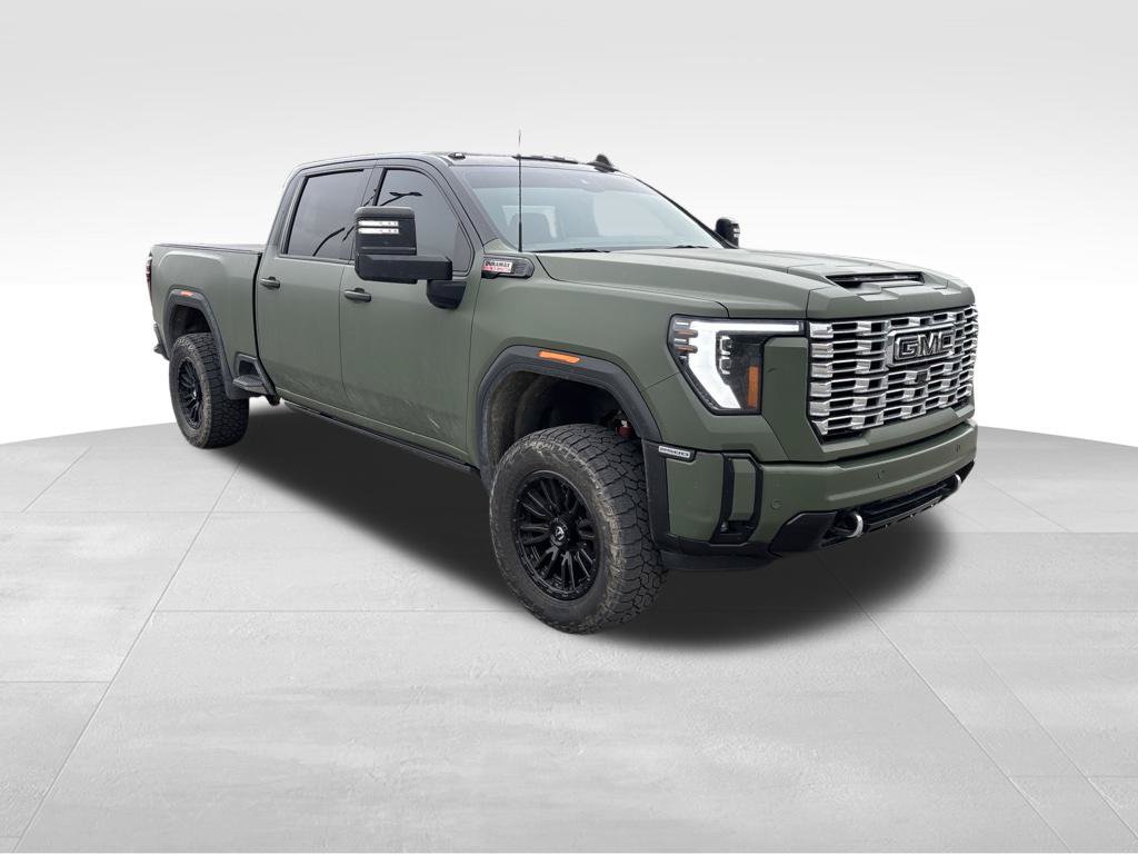 Used 2024 GMC Sierra 2500 Denali w/ Denali Reserve Package AWD/4WD image 9