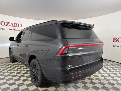 Certified 2025 Lincoln Navigator L Reserve w/ Jet Appearance Package AWD/4WD image 6