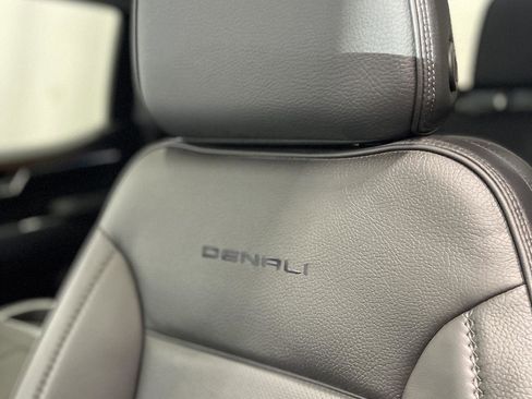 Used 2023 GMC Sierra 1500 Denali w/ Denali Reserve Package image 9